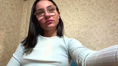 SuzannVigne webcam model stream image