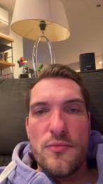 2b0yB0y webcam model stream image