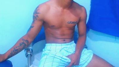 Theniga webcam cam4 model stream image