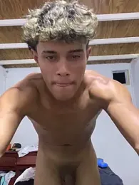 meliodas_23cm webcam stripchat model stream image