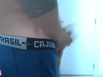 JUNINHOLEKEJR webcam model stream image