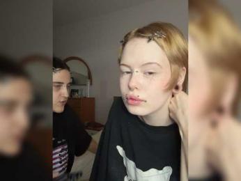 MiaAndAlicee webcam bongacams model stream image