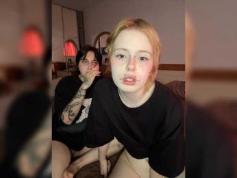 MiaAndAlicee webcam bongacams model stream image
