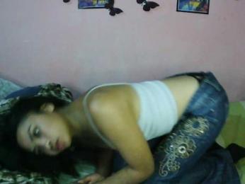 Ashlii webcam bongacams model stream image