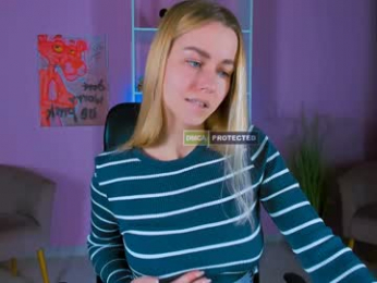 emma_breezee webcam model stream image