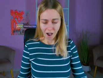 emma_breezee webcam model stream image