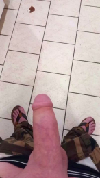 cilindric webcam model stream image