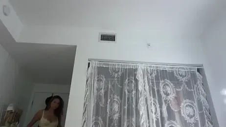 Elenahere4u webcam model stream image