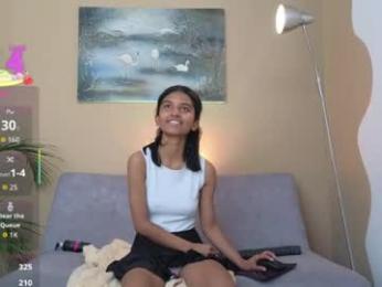 yuliethpetite webcam chaturbate model stream image