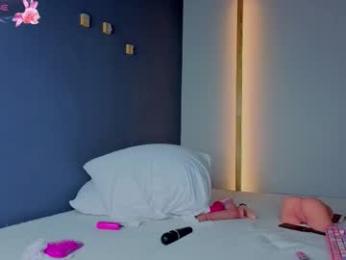 oliviaapink webcam model stream image