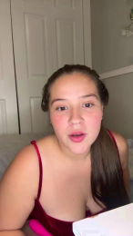 Corallune webcam model stream image