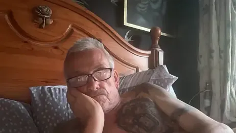 poggles webcam model stream image