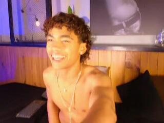 Alan Cutee webcam model stream image