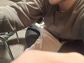 ShyGuyWannaTry webcam model stream image