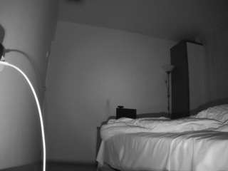 voyeurcam-charmhellen-kitchen webcam model stream image