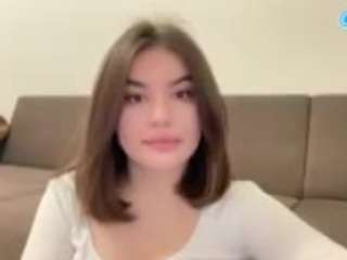 youramy webcam model stream image