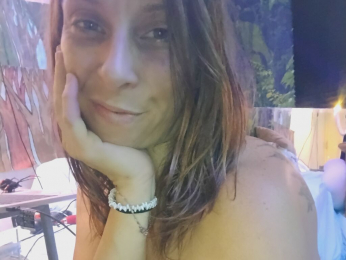 MollyDevine webcam model stream image