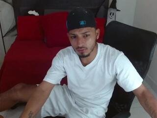 Thomas Cuper webcam model stream image