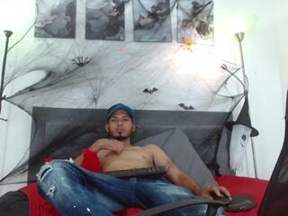 Thomas Cuper webcam model stream image