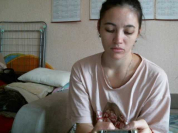 Prettybella7 webcam model stream image