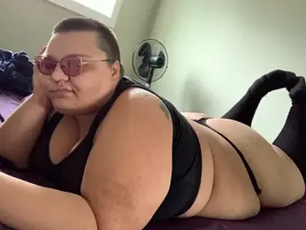 taydeebear webcam model stream image