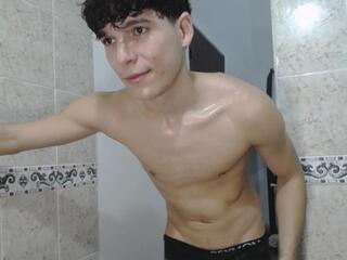 Leonx Diaz webcam model stream image