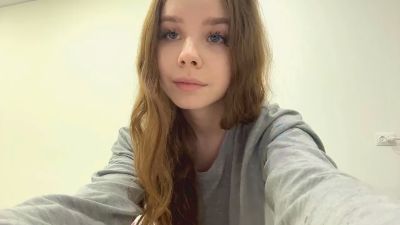 Lil_PUSS_XOO webcam model stream image