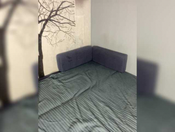 LODUR-Kisa webcam model stream image