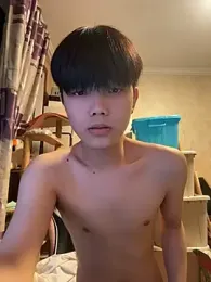 NN-love webcam model stream image