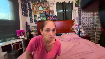 SaraLaw22 webcam model stream image