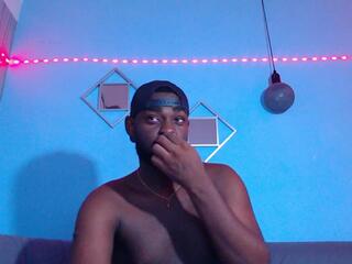 Andrew Mills webcam model stream image