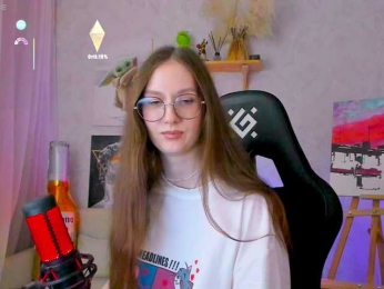 KiraRumGirl webcam model stream image