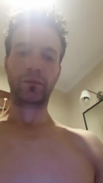 Disfrutandohot webcam model stream image