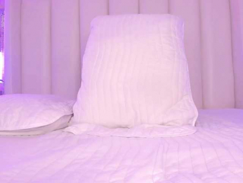 SophiaSmiiths webcam model stream image