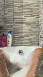 Mad2nap webcam model stream image