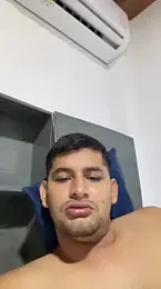 walterktm webcam model stream image