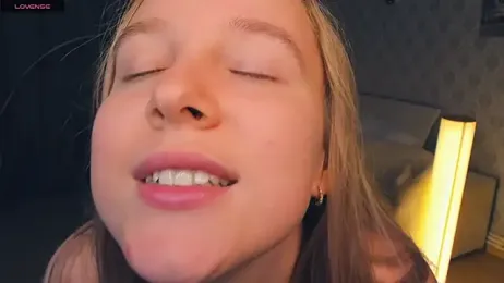 SoonMoor webcam model stream image