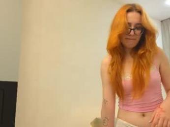 lunarcrave webcam model stream image