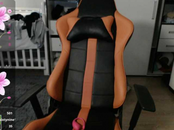 crystalyss webcam model stream image