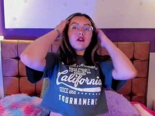 mila-mendoza webcam model stream image