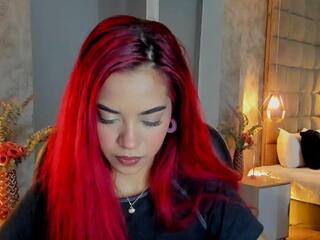 Alana Blake webcam model stream image