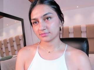 aida-jones webcam model stream image