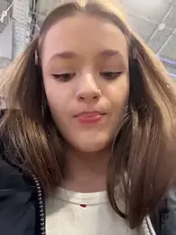 KittyQueeny webcam model stream image