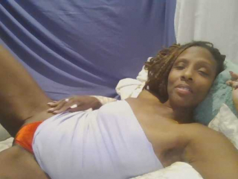 KatieKuada webcam model stream image