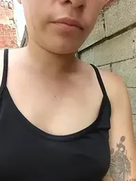 Scarlett-Leh webcam model stream image