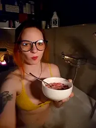 IceFoxy webcam model stream image