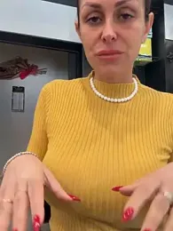 AmandaArt webcam model stream image