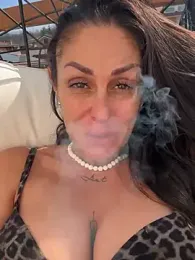 AmandaArt webcam model stream image