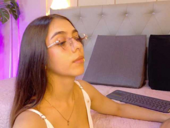 cristal-antoni webcam model stream image