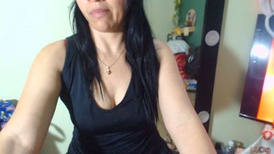 zeynep webcam model stream image